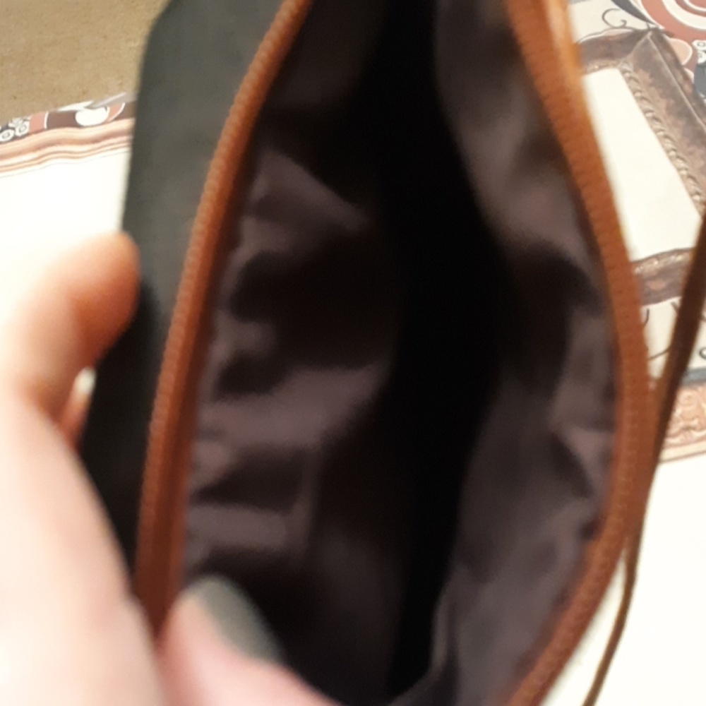 Handbag - Picture 4 of 5